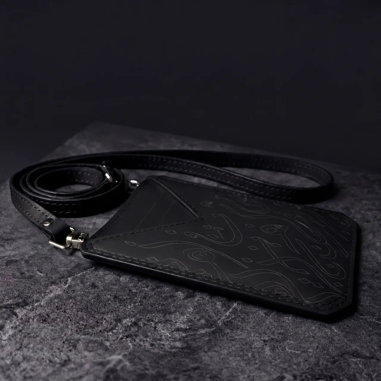 Zaléne Royal Black